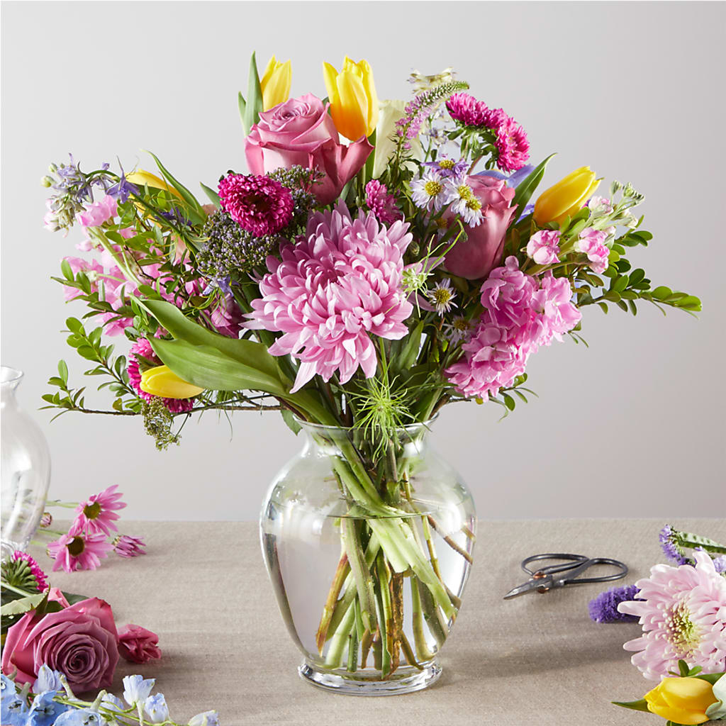 Pastel Tradition - A Florist Original – TIGERLILY'S FLOWERS, Broken Arrow OK