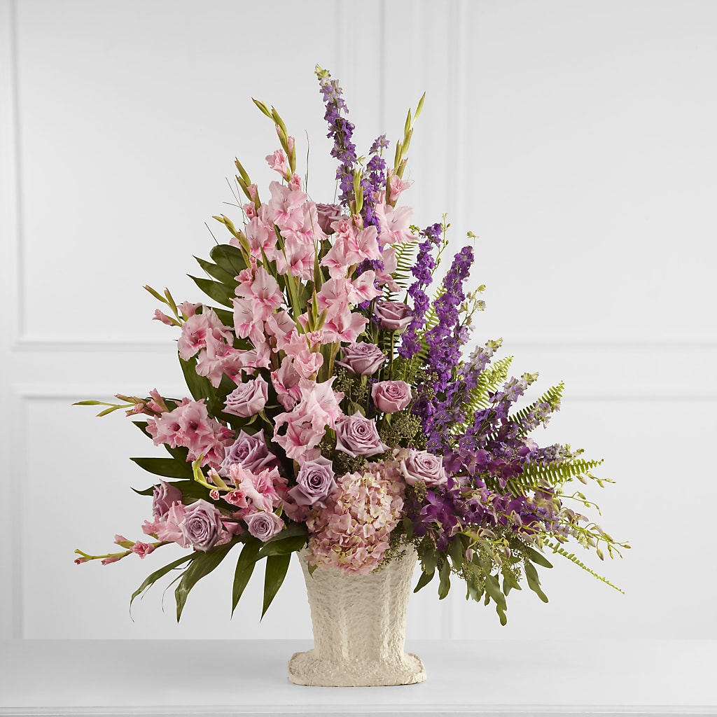 Flowing Garden Arrangement – TIGERLILY'S FLOWERS, Broken Arrow OK