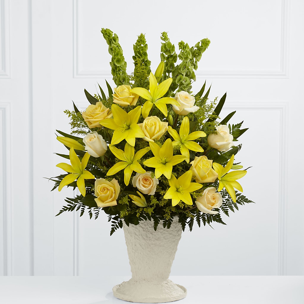 Golden Memories Arrangement – TIGERLILY'S FLOWERS, Broken Arrow OK