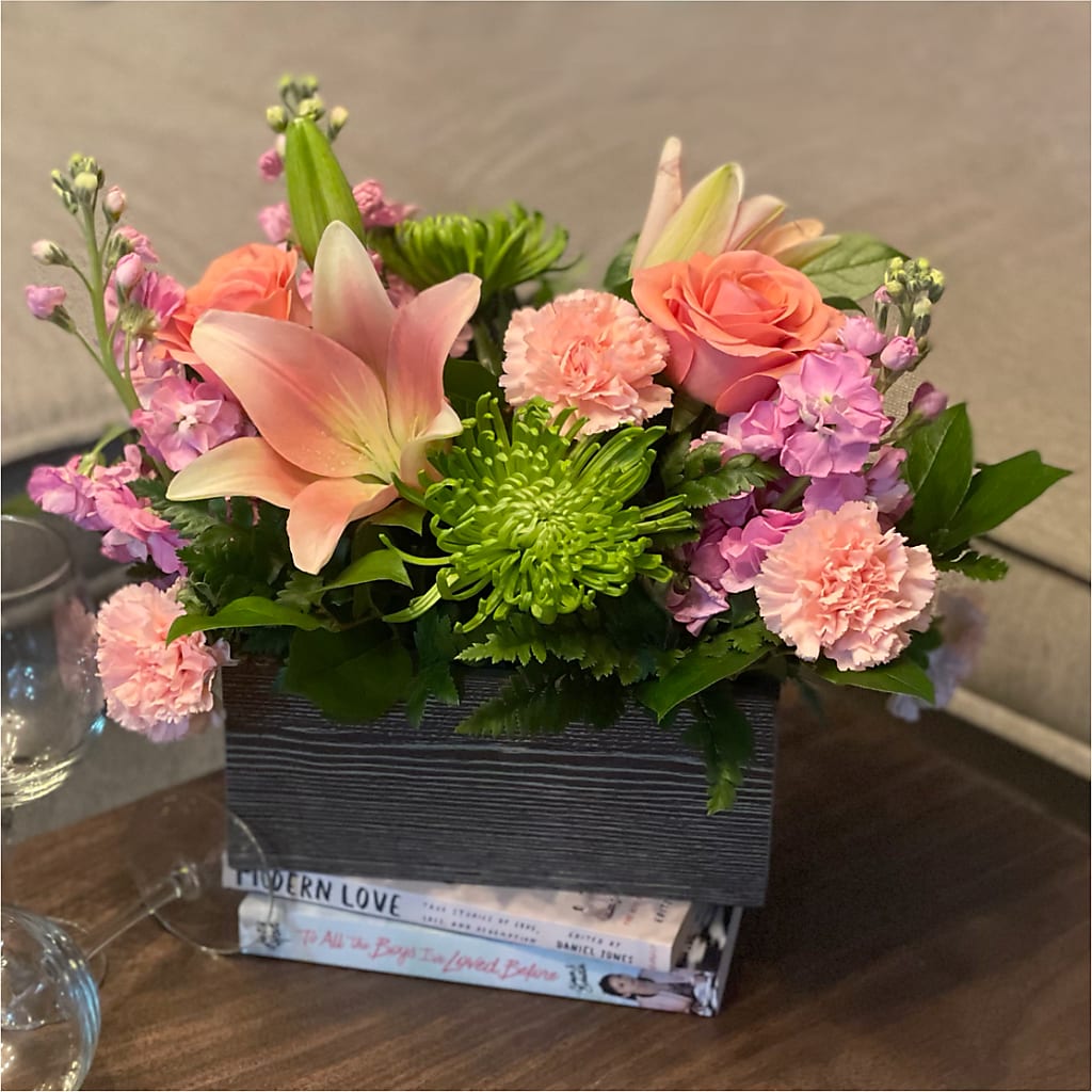 Beautiful Spirit Basket – TIGERLILY'S FLOWERS, Broken Arrow OK