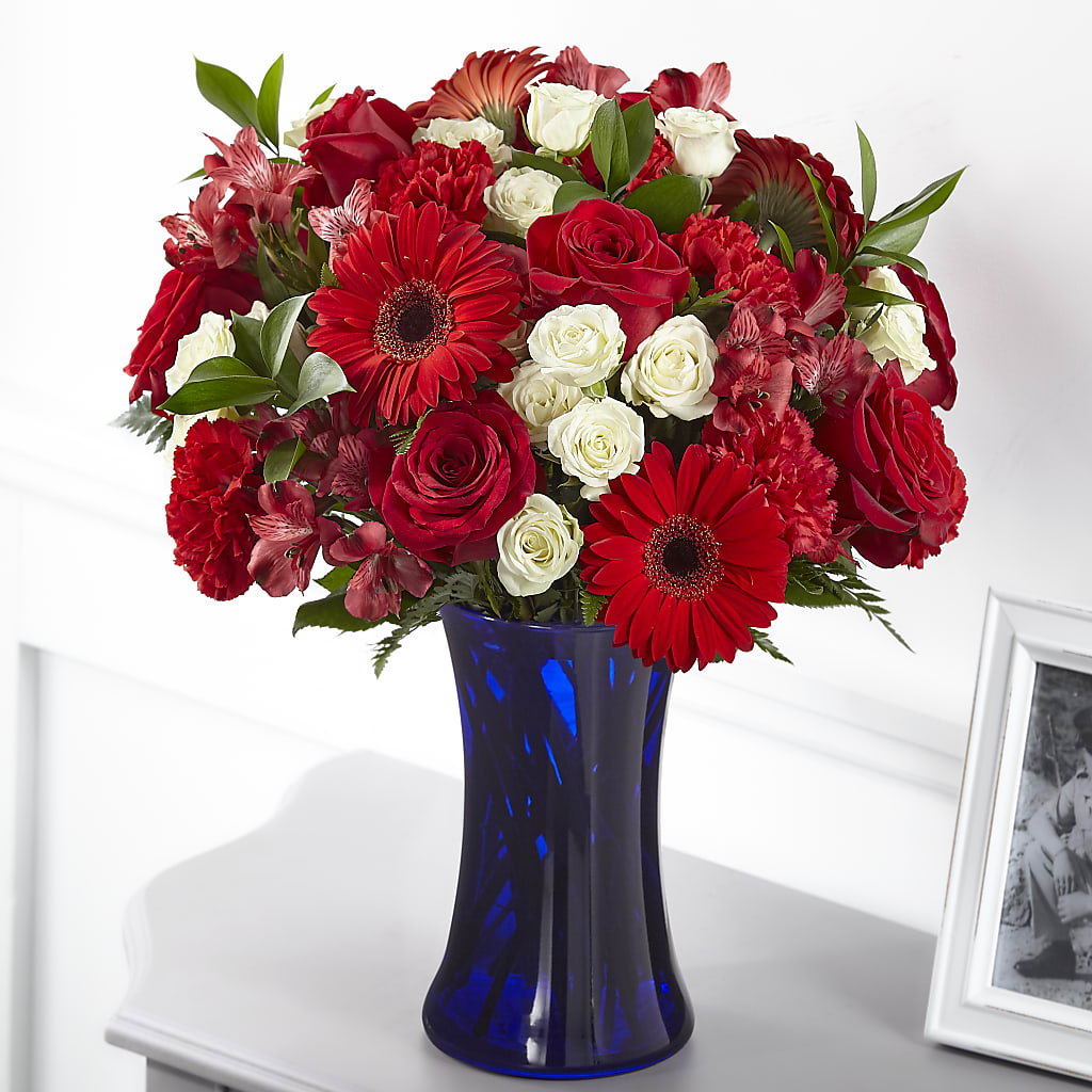 Hearts Embrace Bouquet – TIGERLILY'S FLOWERS, Broken Arrow OK