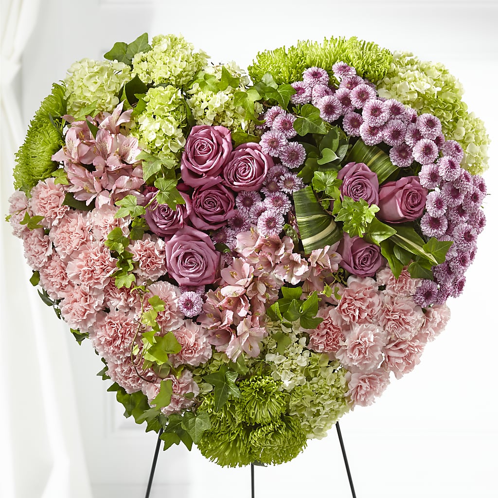Heartwarming Standing Heart – TIGERLILY'S FLOWERS, Broken Arrow OK