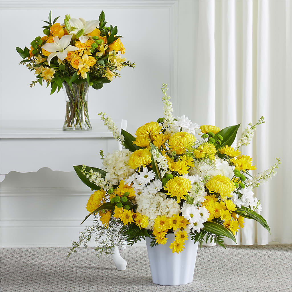 Warm Remembrance Bundles – TIGERLILY'S FLOWERS, Broken Arrow OK