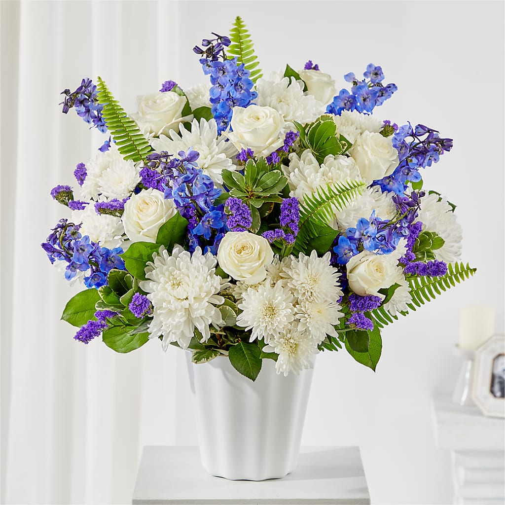 Hold Dear Tabletop Basket – TIGERLILY'S FLOWERS, Broken Arrow OK