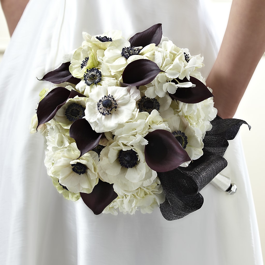 To Have and To Hold Bouquet – TIGERLILY'S FLOWERS, Broken Arrow OK