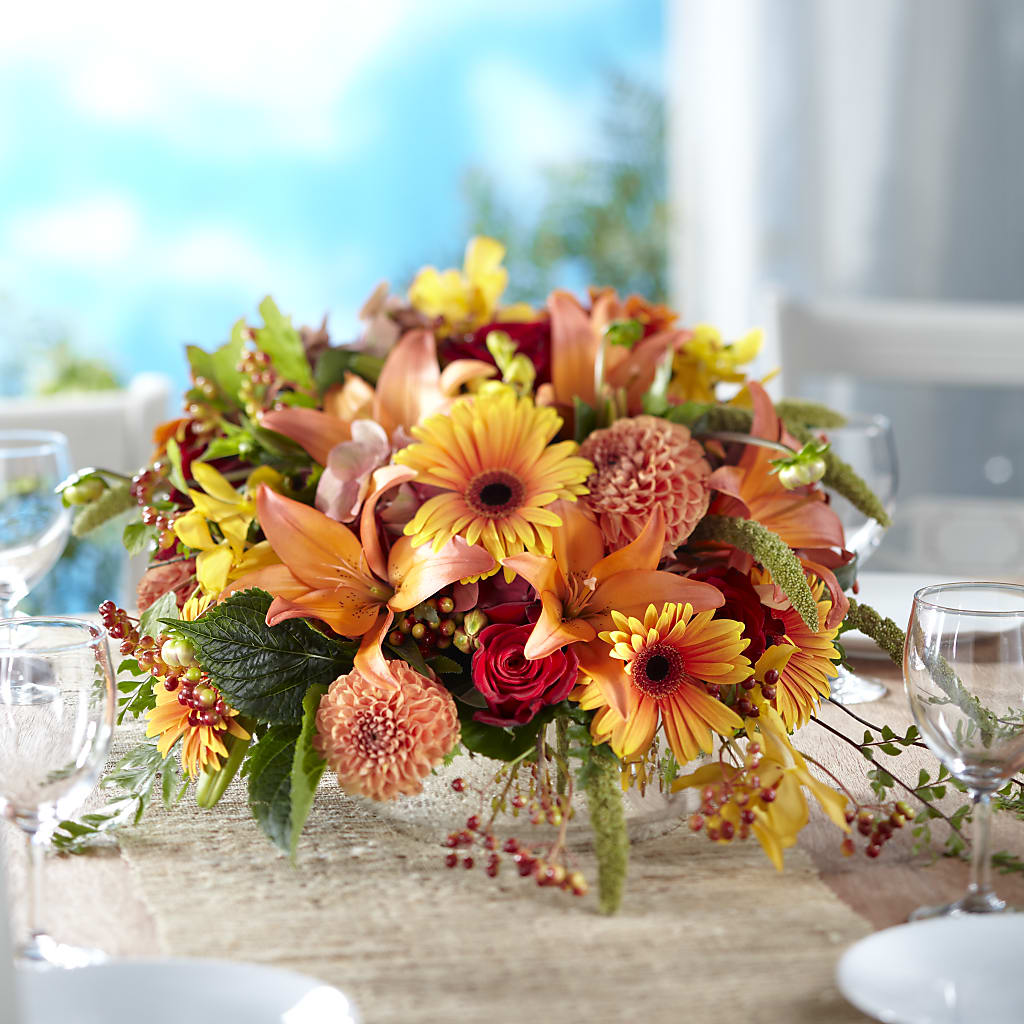 One and Only Centerpiece – TIGERLILY'S FLOWERS, Broken Arrow OK