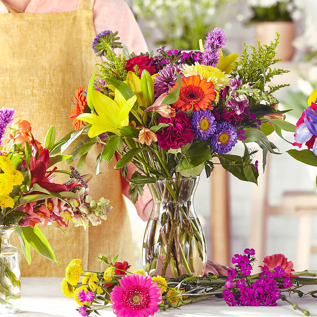 Bold & Bright – A Florist Original – TIGERLILY'S FLOWERS, Broken Arrow OK