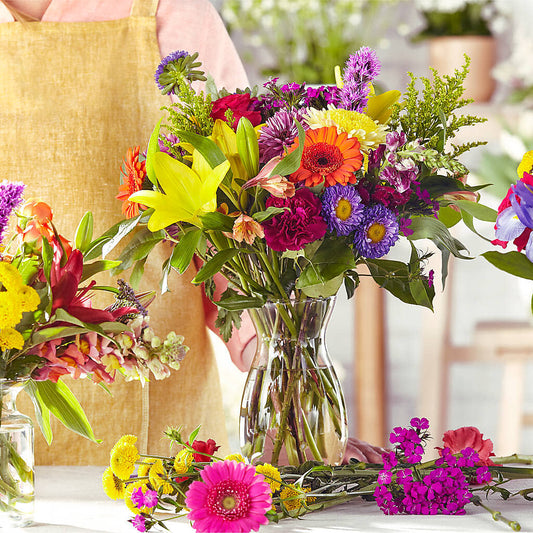 Bold & Bright – A Florist Original – TIGERLILY'S FLOWERS, Broken Arrow OK