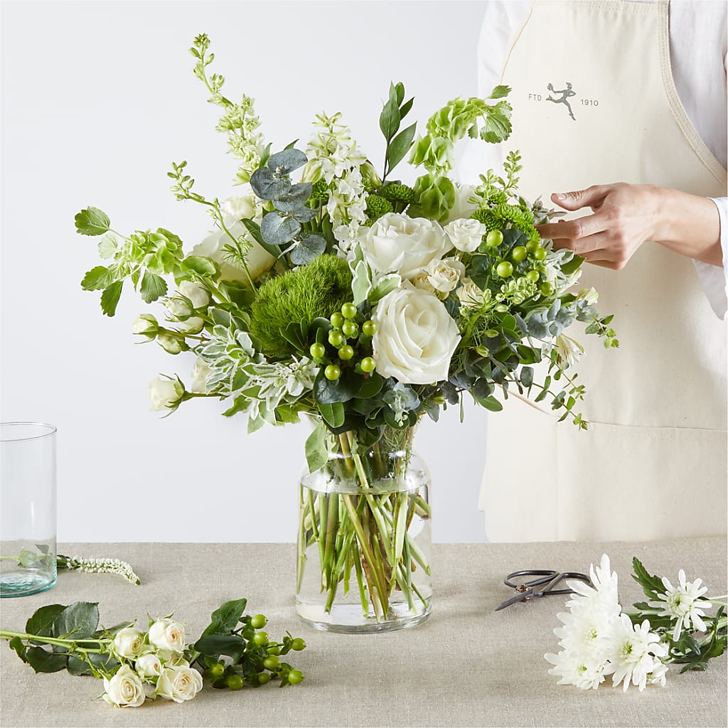 Irish Garden - A Florist Original – TIGERLILY'S FLOWERS, Broken Arrow OK