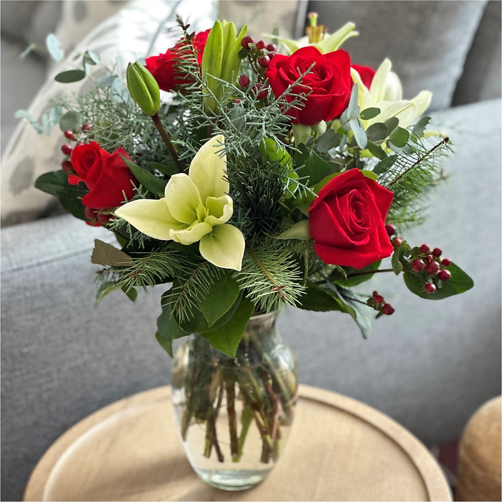 Glittering Lights Bouquet – TIGERLILY'S FLOWERS, Broken Arrow OK