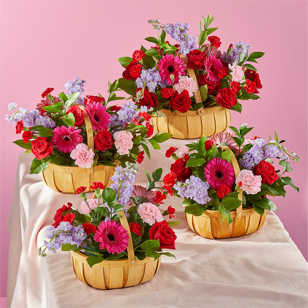 Pink Picnic Basket – TIGERLILY'S FLOWERS, Broken Arrow OK