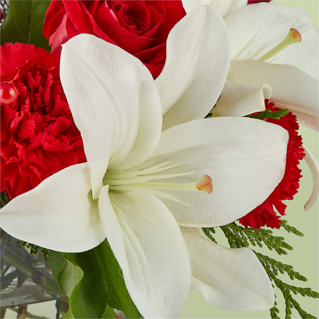 Glistening Icicles Bouquet – TIGERLILY'S FLOWERS, Broken Arrow OK