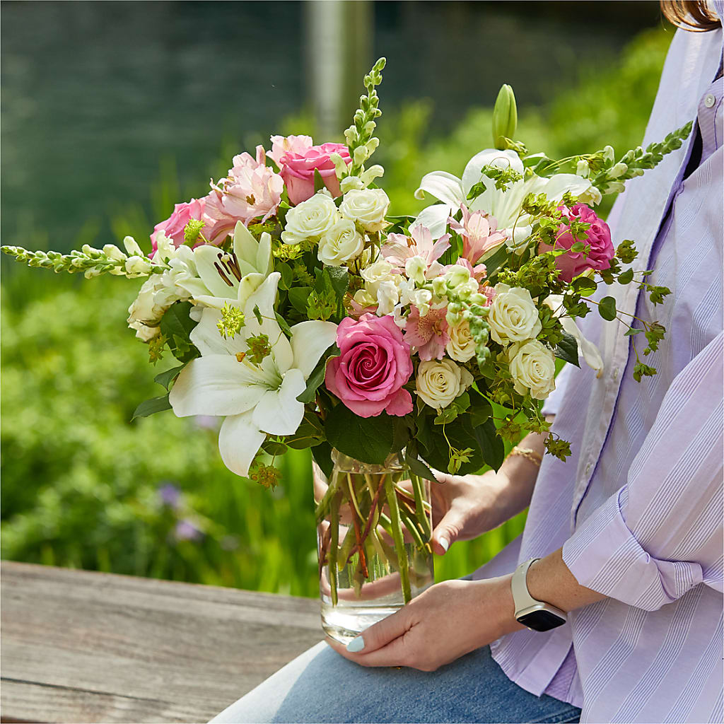 Fondly Bouquet – TIGERLILY'S FLOWERS, Broken Arrow OK