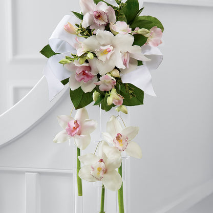 Perfect Entrance Pew Arrangement – TIGERLILY'S FLOWERS, Broken Arrow OK